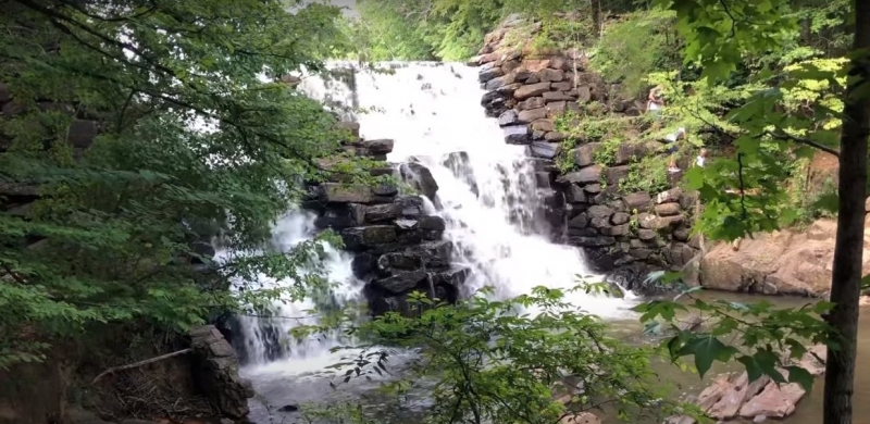 Waterfalls at Deer Rub Trail